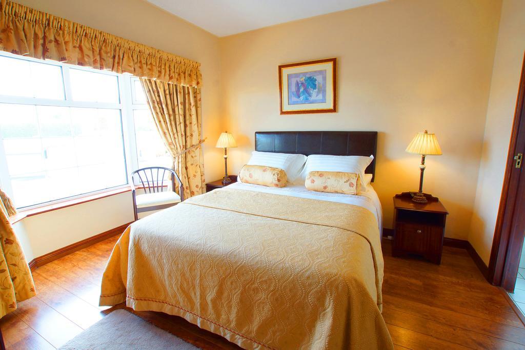 Hillcrest View Bed and Breakfast Kilrush Δωμάτιο φωτογραφία